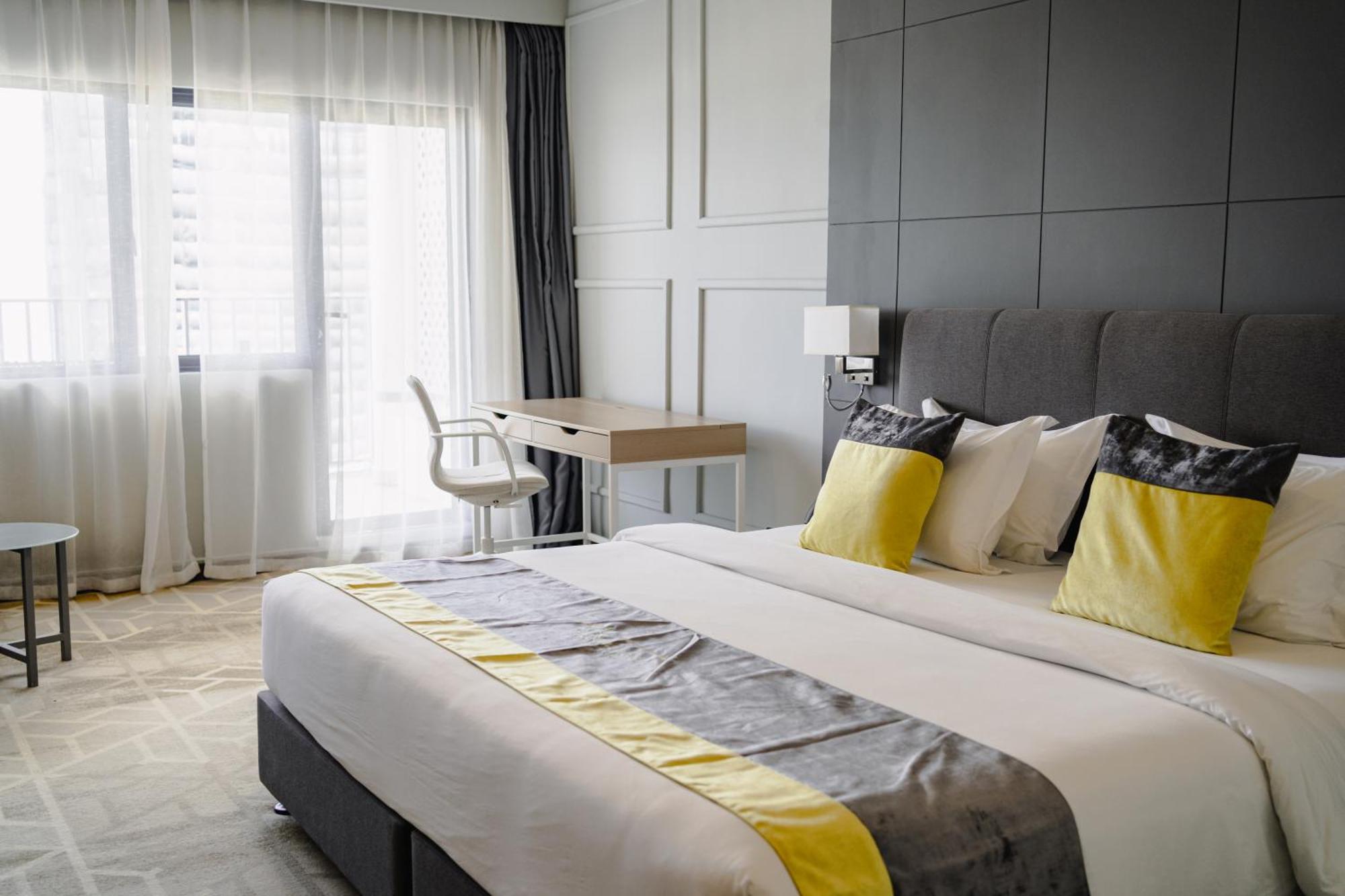 Hotel Manhattan Business Hotel, 4*